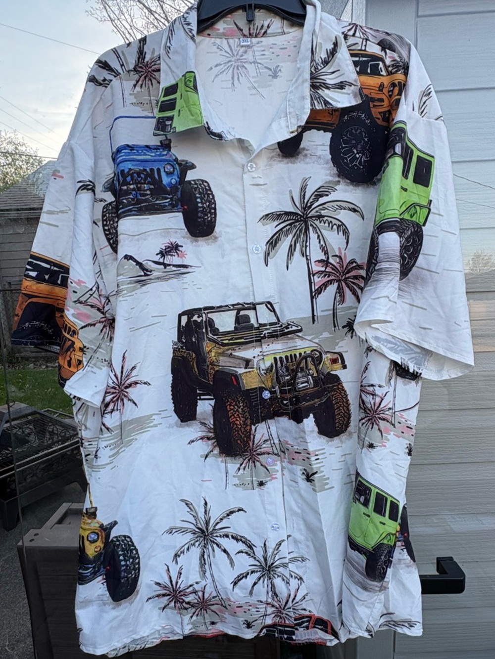 Hawaiian Shirt with Off-Road Jeep Print - White/Multicolor